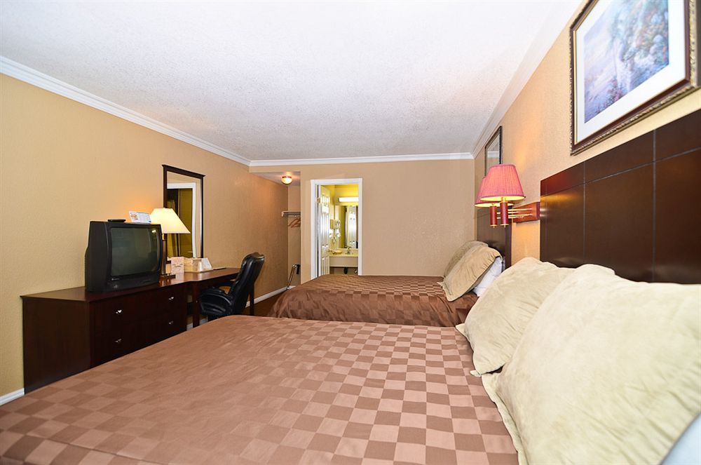 Santa Clarita Motel - Near Six Flags Magic Mountain - Valencia Buitenkant foto